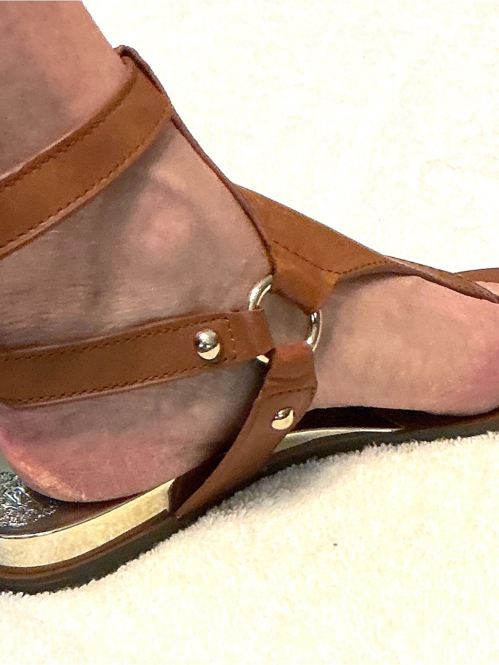 Vince Camuto Tan Leather T-Strap Sandals with Metallic Ring
